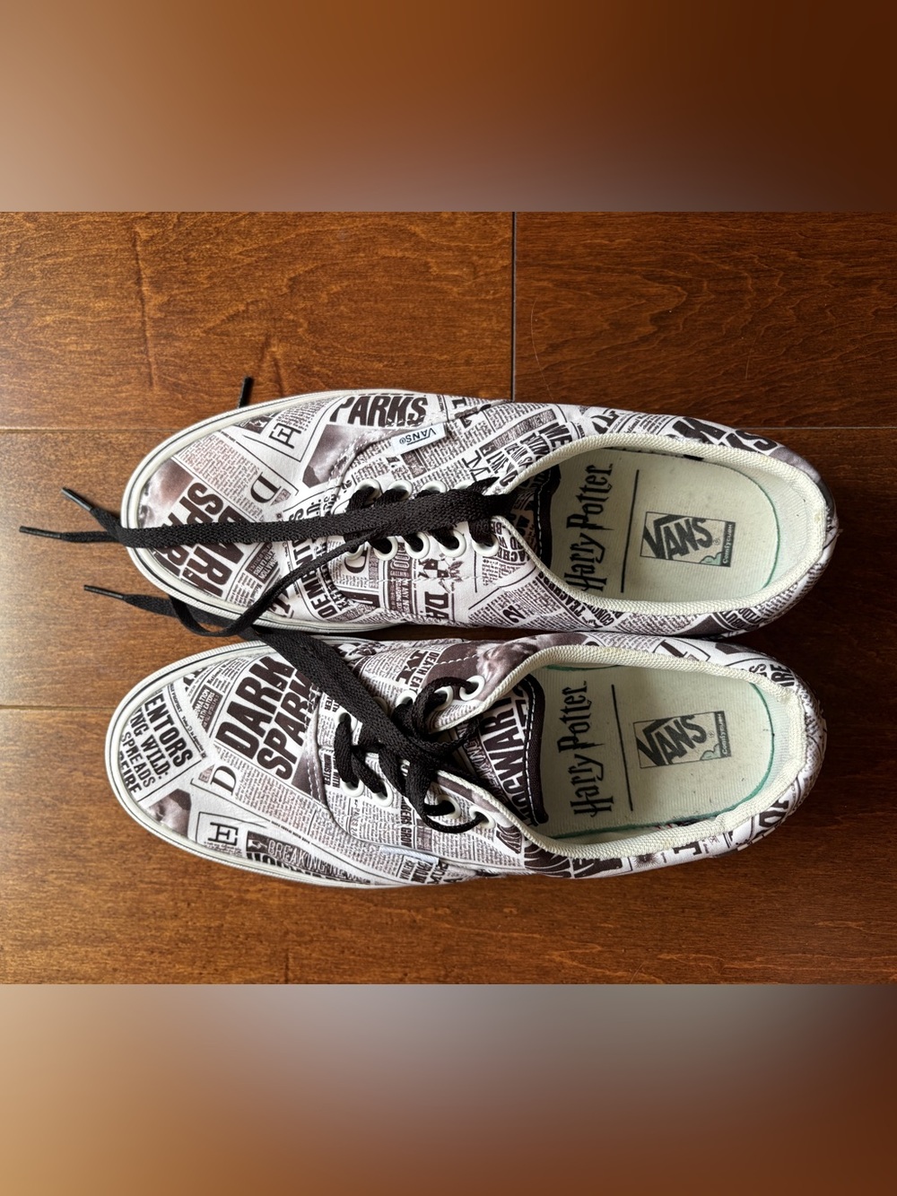 Vans Harry Potter Newspaper Print Sneakers - Black & White